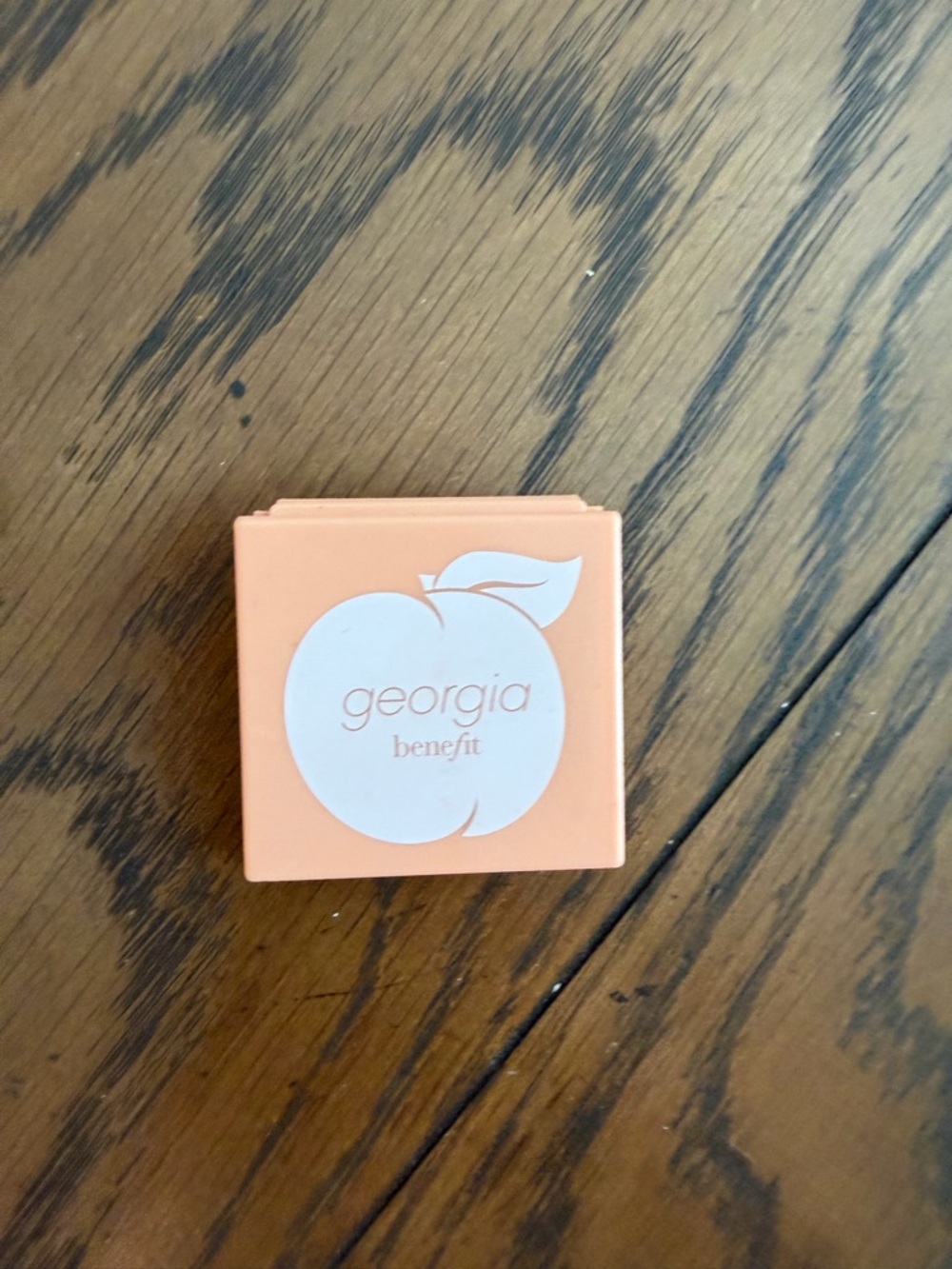 Benefit Georgia Peach Compact Highlighter - Peach